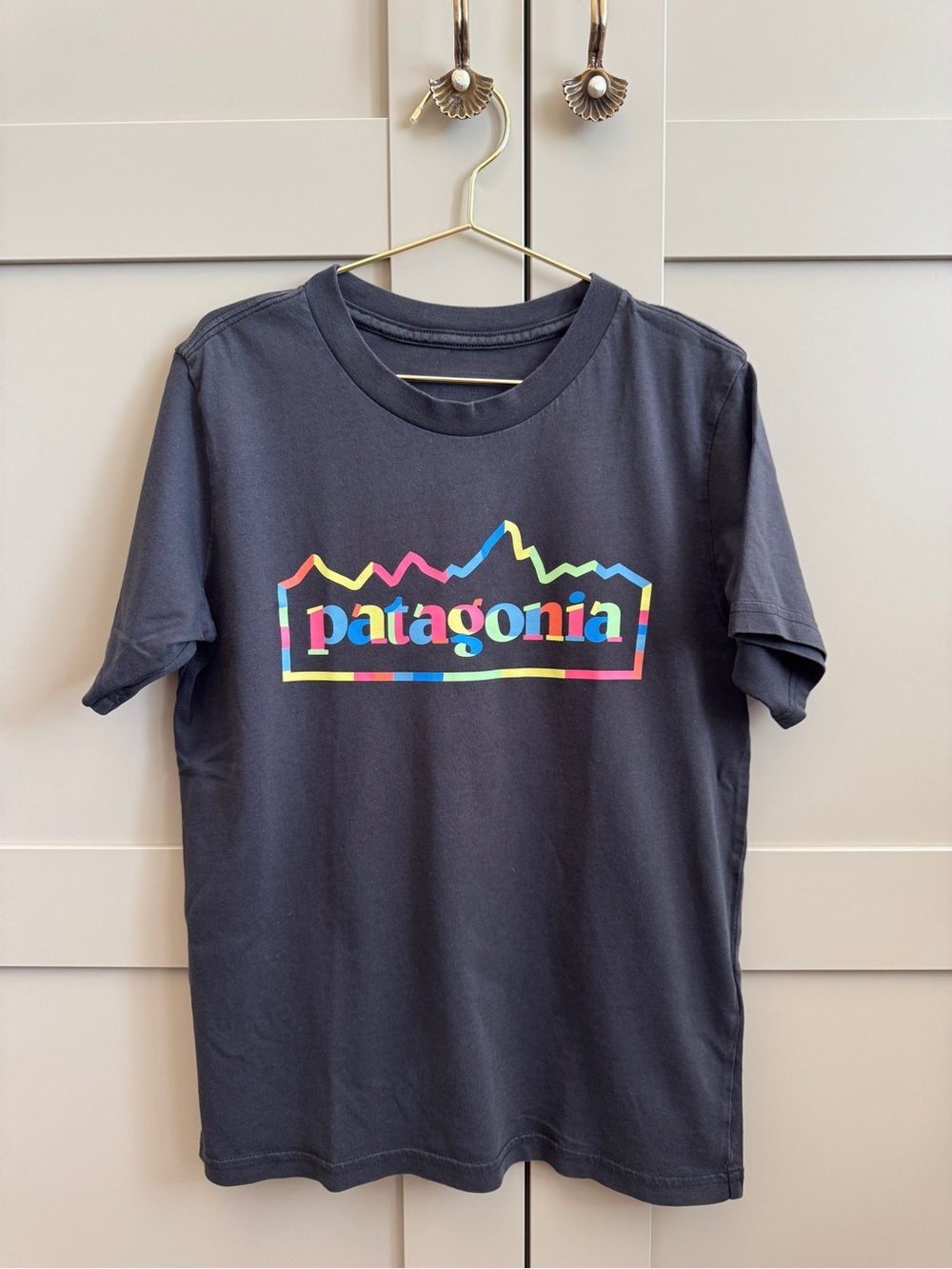 Patagonia Kids Charcoal Short Sleeve T-Shirt Medium